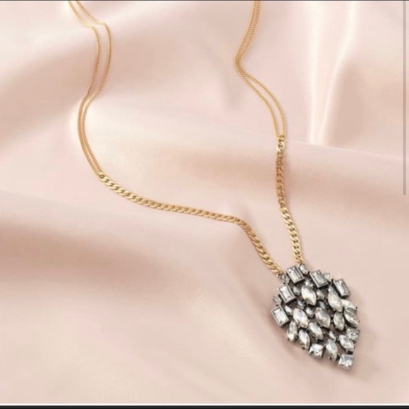 Pendant Necklace - Picture 3 of 4